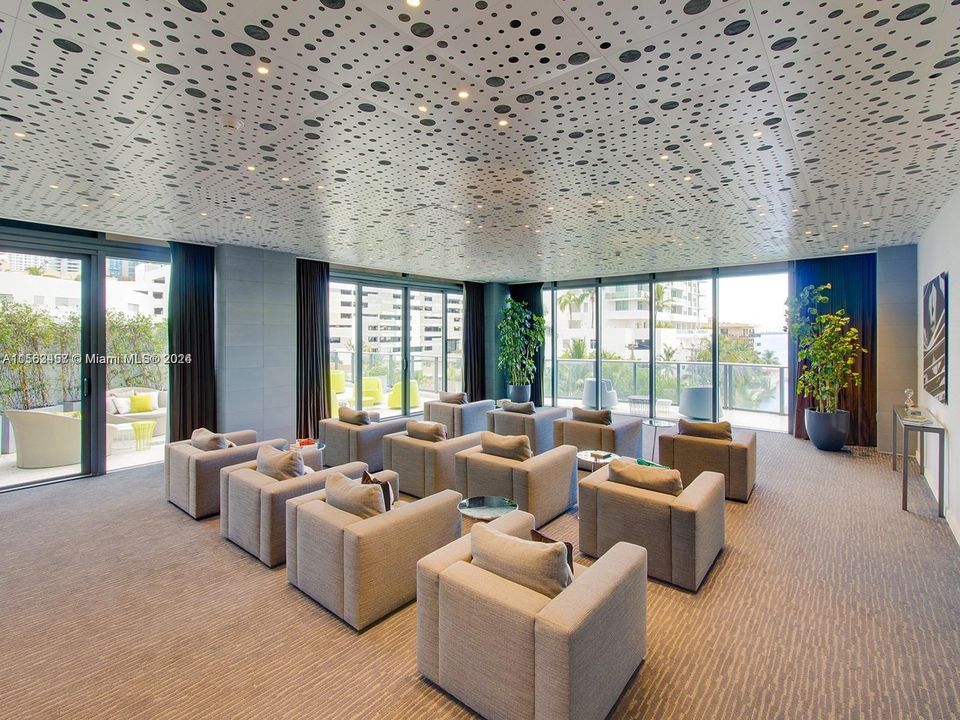 Recently Rented: $7,500 (3 beds, 2 baths, 1395 Square Feet)