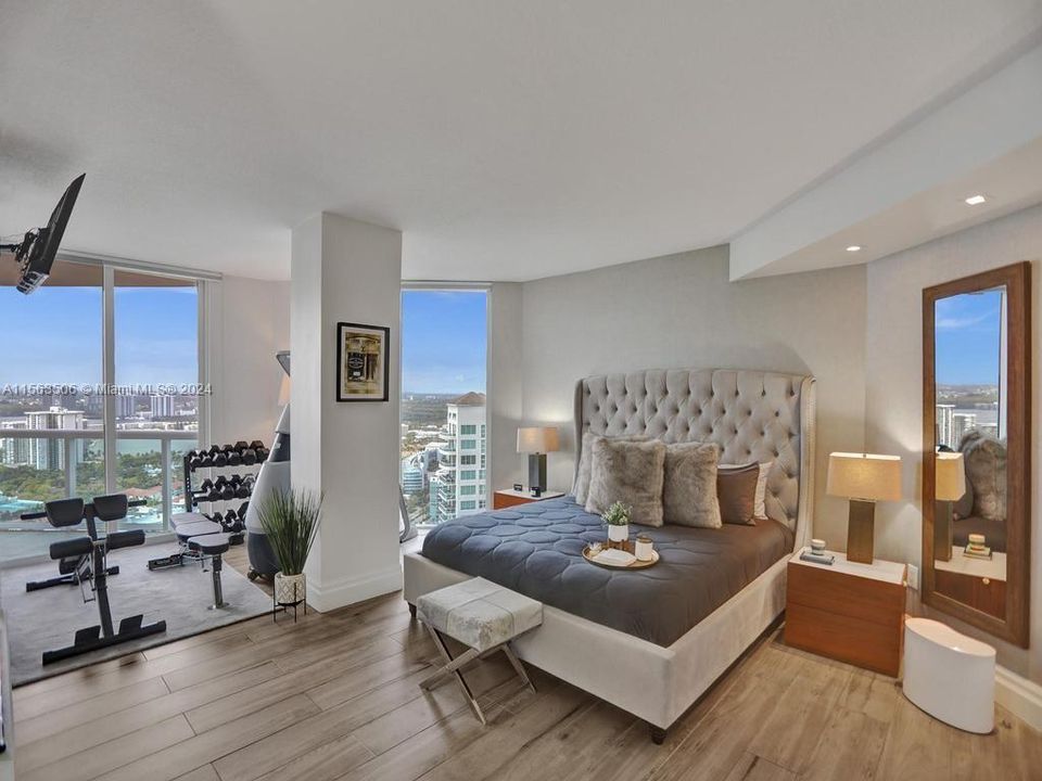 For Sale: $4,000,000 (4 beds, 4 baths, 4080 Square Feet)