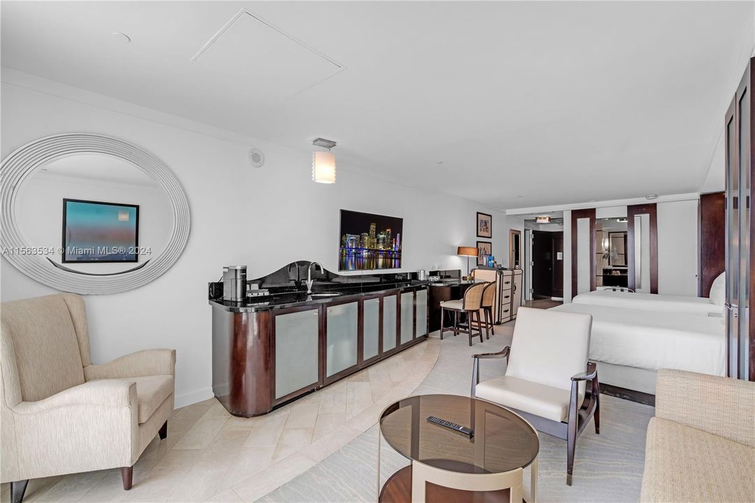 Recently Sold: $2,300,000 (2 beds, 3 baths, 588 Square Feet)