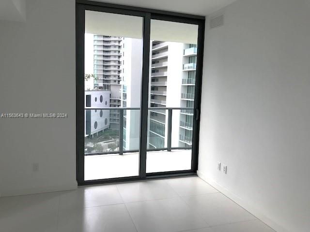 En Venta: $438,900 (1 camas, 1 baños, 618 Pies cuadrados)