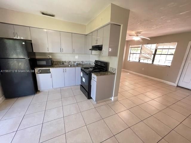 Recently Sold: $369,900 (2 beds, 1 baths, 879 Square Feet)