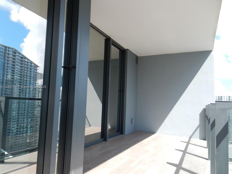 Recientemente alquilado: $6,000 (2 camas, 2 baños, 1281 Pies cuadrados)