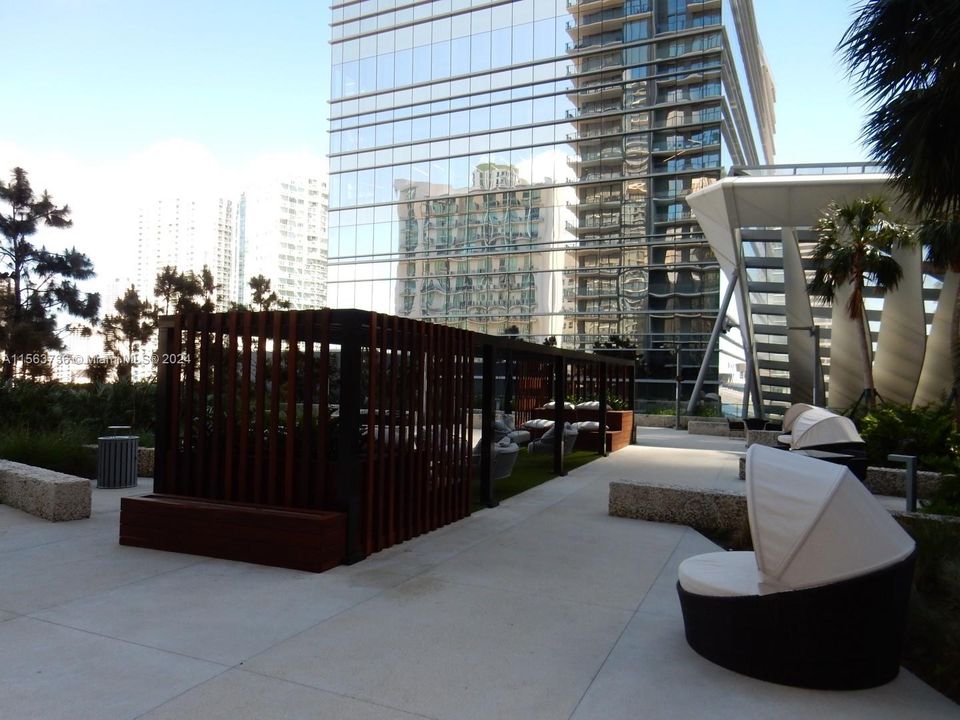 Recientemente alquilado: $6,000 (2 camas, 2 baños, 1281 Pies cuadrados)