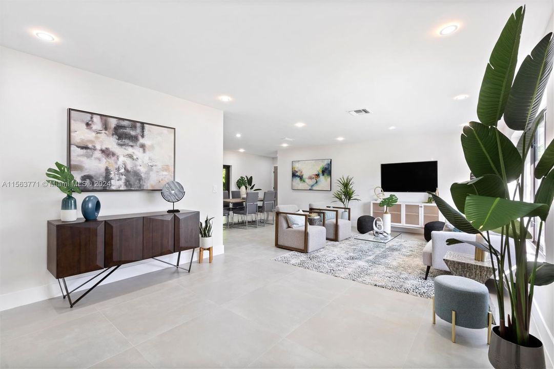 Recientemente alquilado: $8,000 (4 camas, 3 baños, 1904 Pies cuadrados)