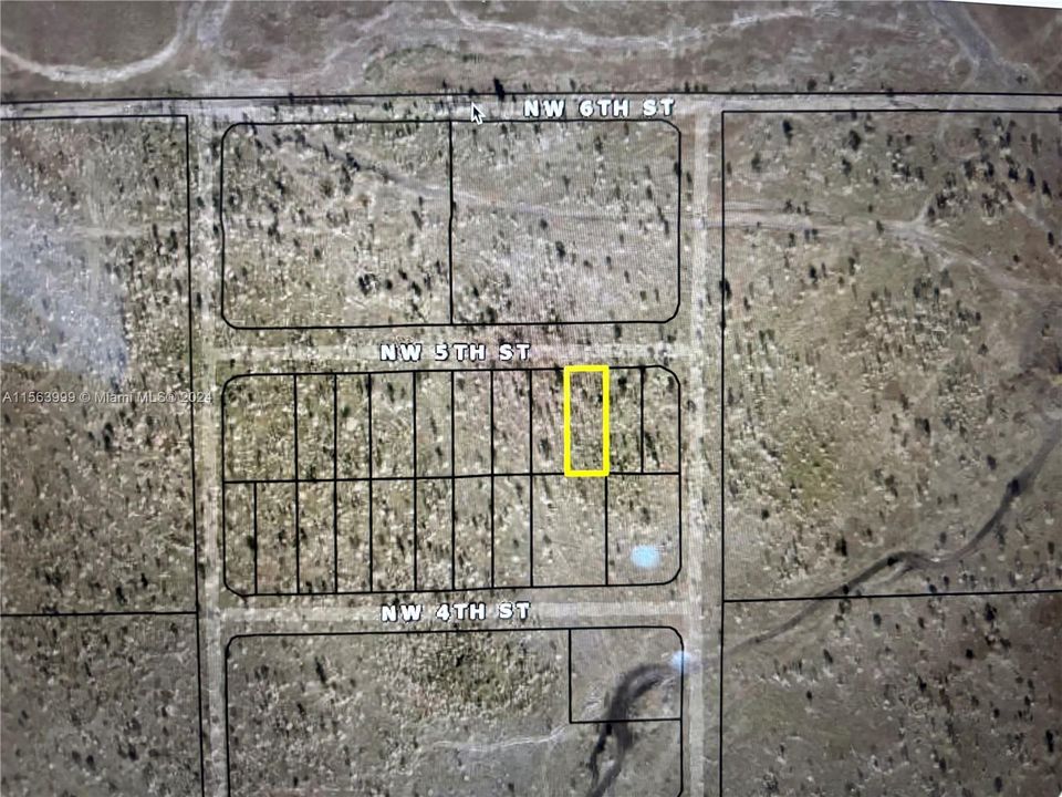 For Sale: $36,000 (0.10 acres)