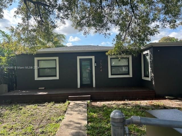 Recently Sold: $454,000 (2 beds, 2 baths, 1412 Square Feet)