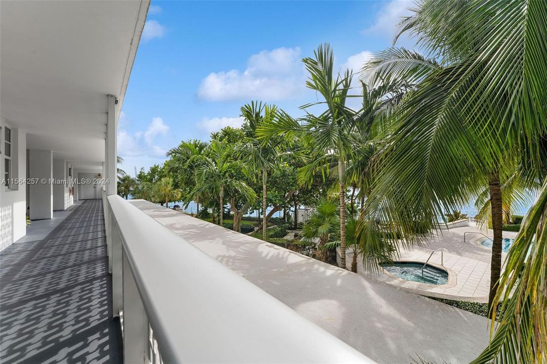 Recientemente alquilado: $2,609 (1 camas, 1 baños, 671 Pies cuadrados)