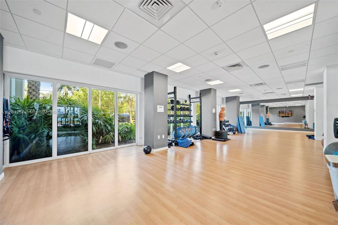 Recientemente alquilado: $2,609 (1 camas, 1 baños, 671 Pies cuadrados)