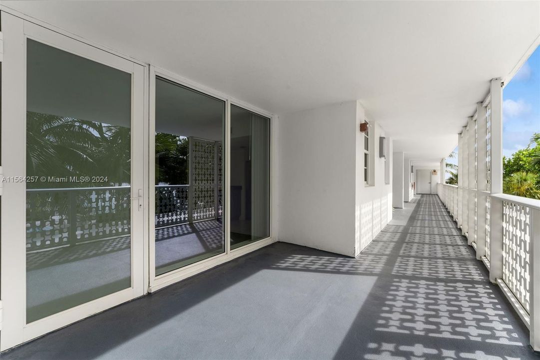 Recientemente alquilado: $2,609 (1 camas, 1 baños, 671 Pies cuadrados)