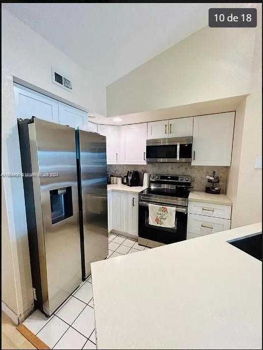 Recently Rented: $2,400 (2 beds, 2 baths, 1065 Square Feet)