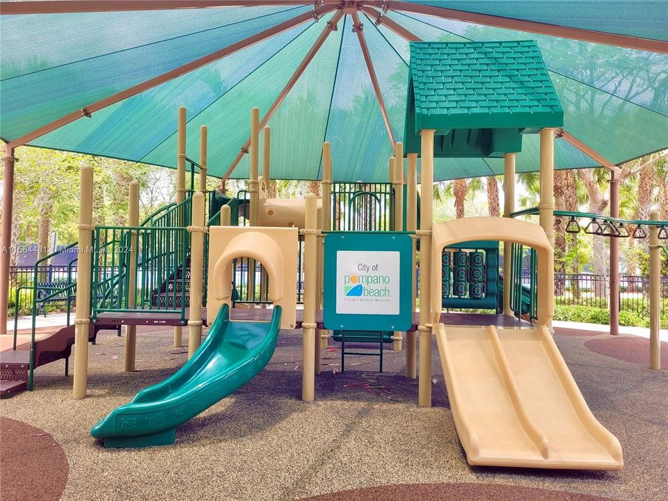 Recently Sold: $247,000 (2 beds, 2 baths, 1064 Square Feet)