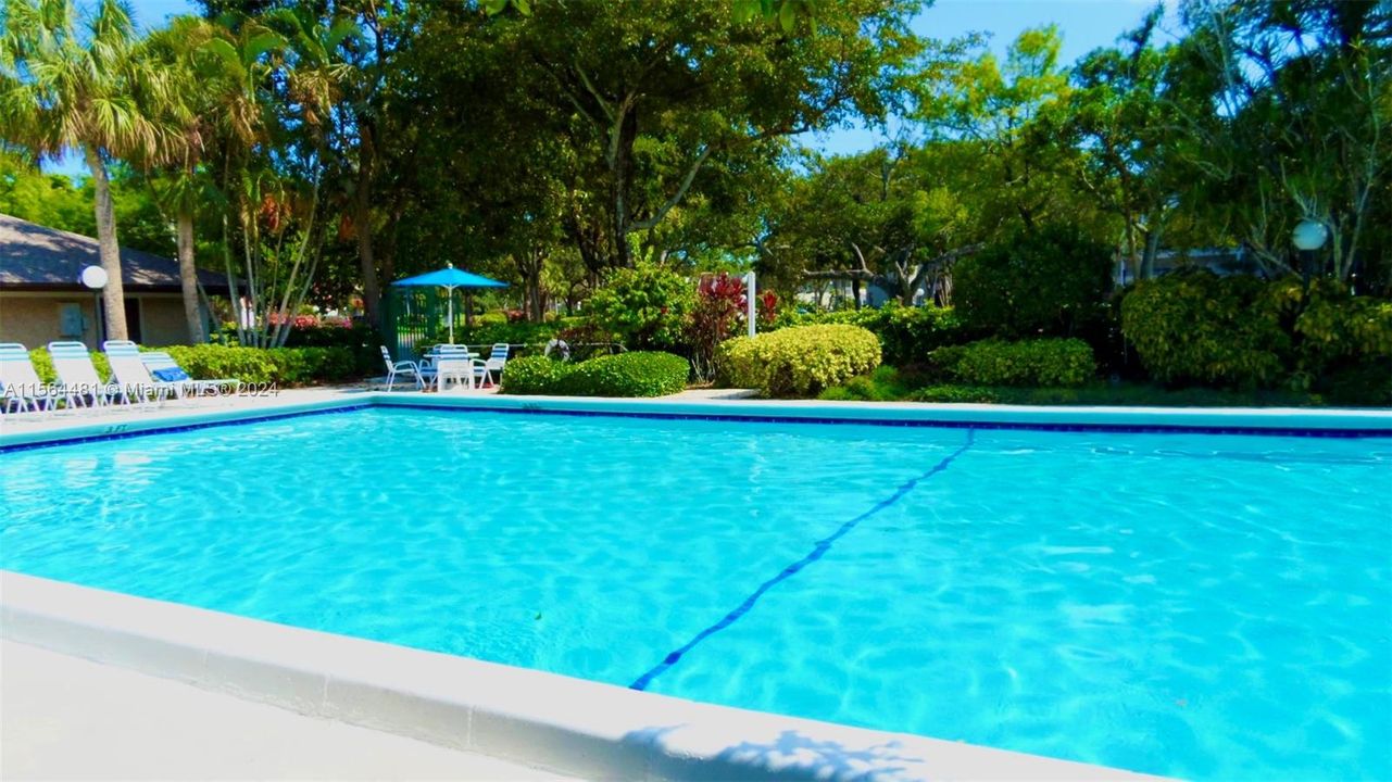 Recently Sold: $247,000 (2 beds, 2 baths, 1064 Square Feet)