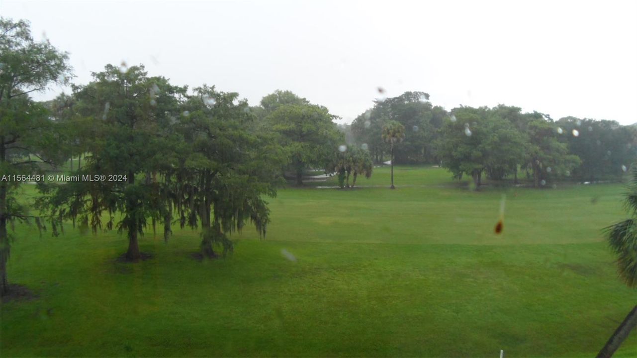 Recently Sold: $247,000 (2 beds, 2 baths, 1064 Square Feet)