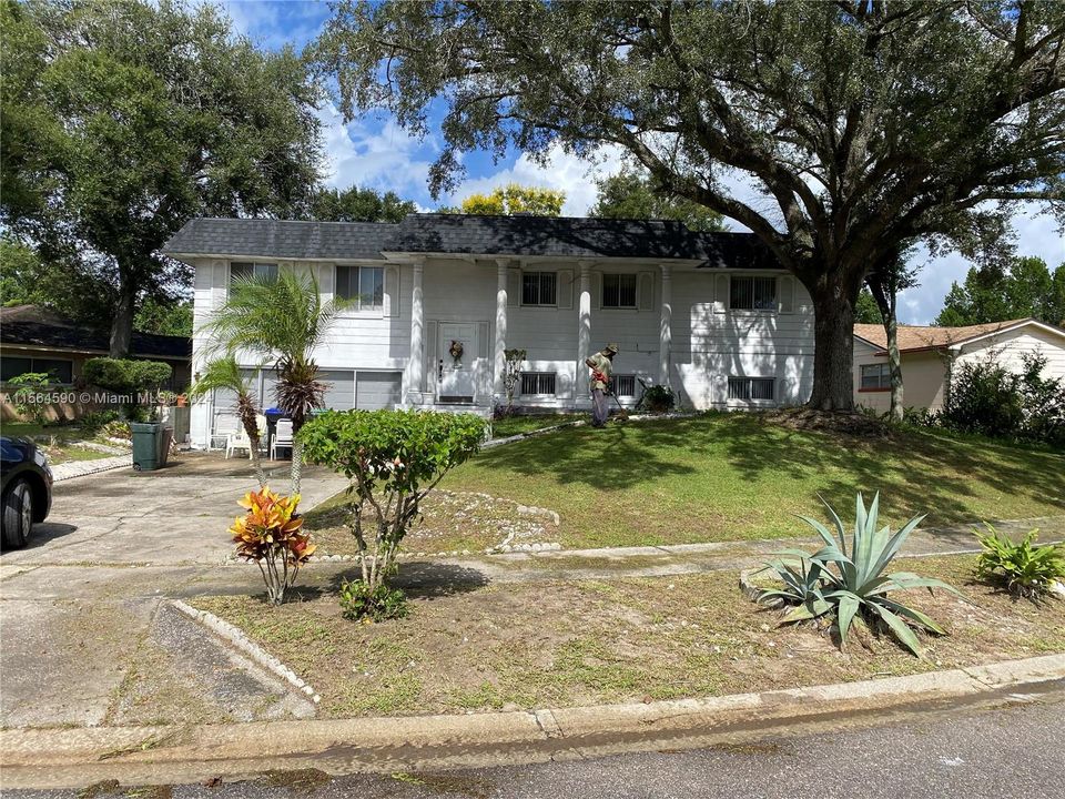 Recently Sold: $299,500 (5 beds, 3 baths, 0 Square Feet)