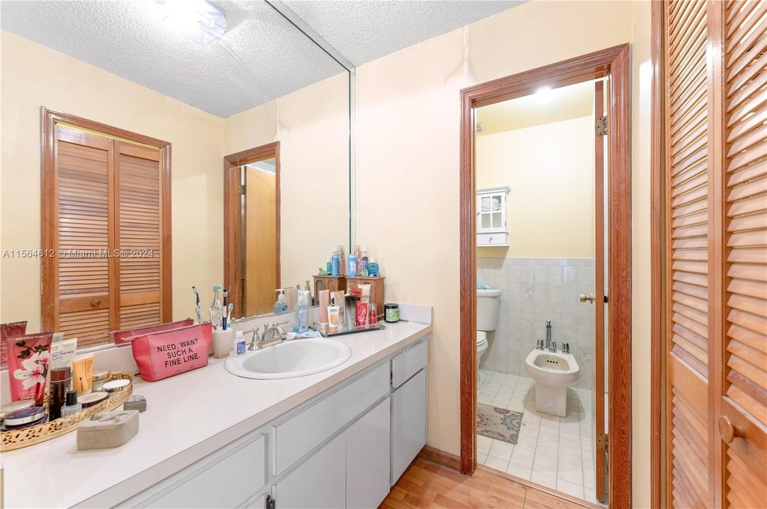 最近售出: $599,000 (3 贝兹, 2 浴室, 1314 平方英尺)