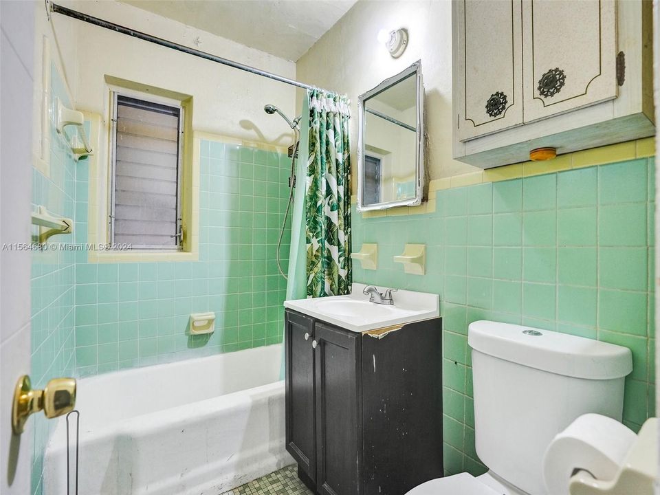 For Sale: $419,900 (3 beds, 1 baths, 1096 Square Feet)