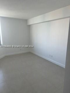 Recently Rented: $4,100 (2 beds, 2 baths, 1227 Square Feet)