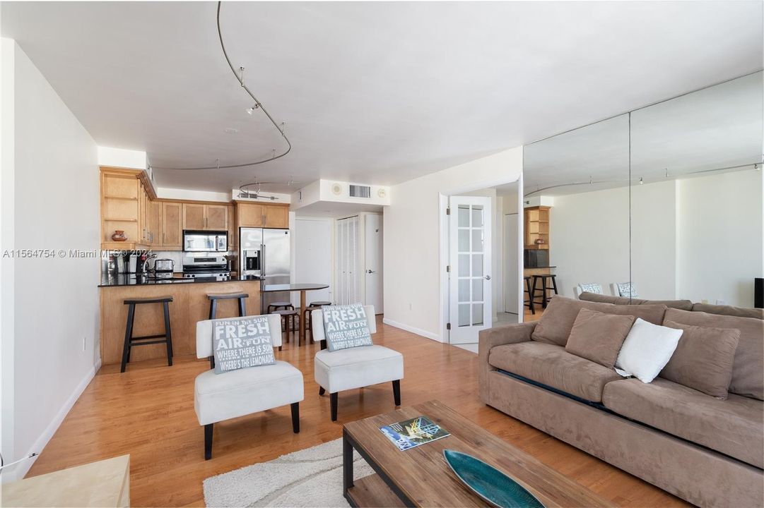 Recently Rented: $2,850 (1 beds, 1 baths, 659 Square Feet)