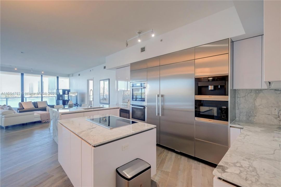 For Sale: $3,300,000 (2 beds, 2 baths, 2339 Square Feet)