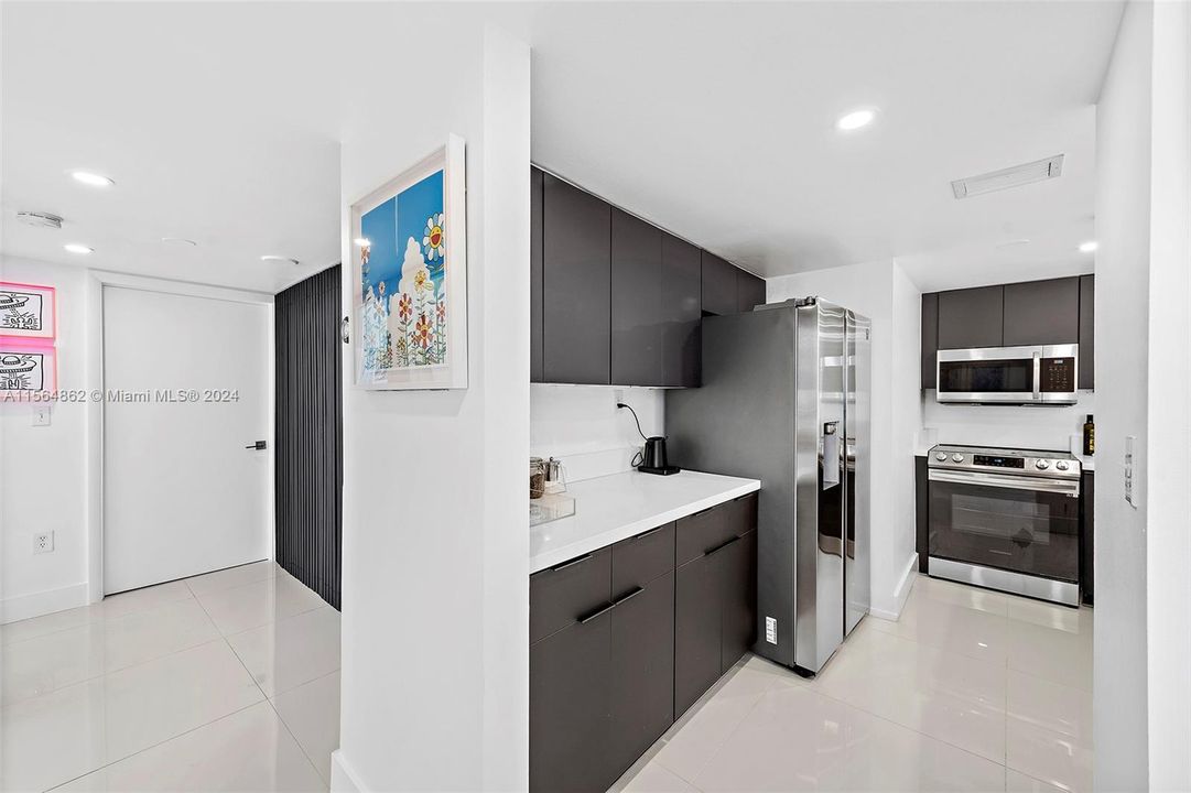 Active With Contract: $8,500 (3 beds, 2 baths, 1324 Square Feet)