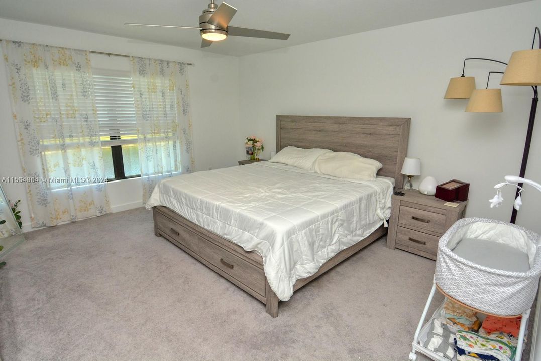 Recently Sold: $449,900 (3 beds, 2 baths, 1746 Square Feet)