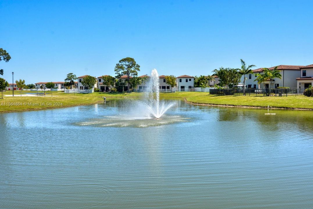 Recently Sold: $449,900 (3 beds, 2 baths, 1746 Square Feet)