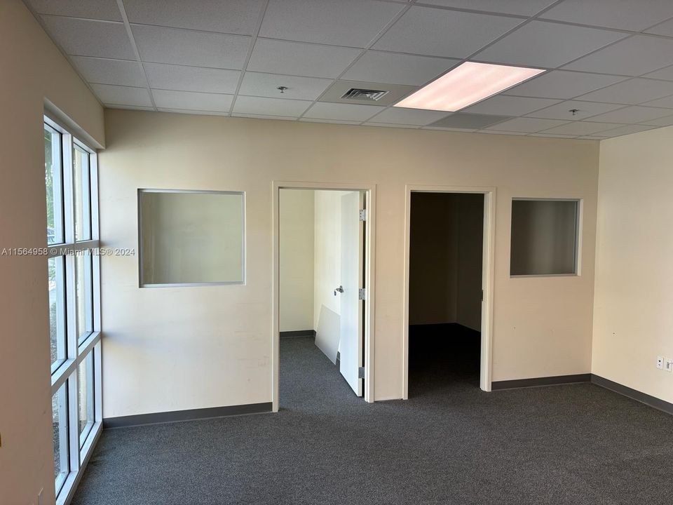 最近租的: $4,875 (0 贝兹, 0 浴室, 0 平方英尺)