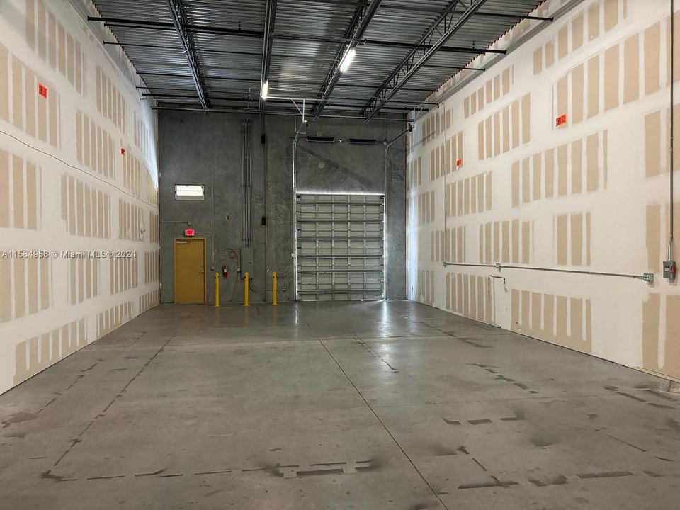 最近租的: $4,875 (0 贝兹, 0 浴室, 0 平方英尺)