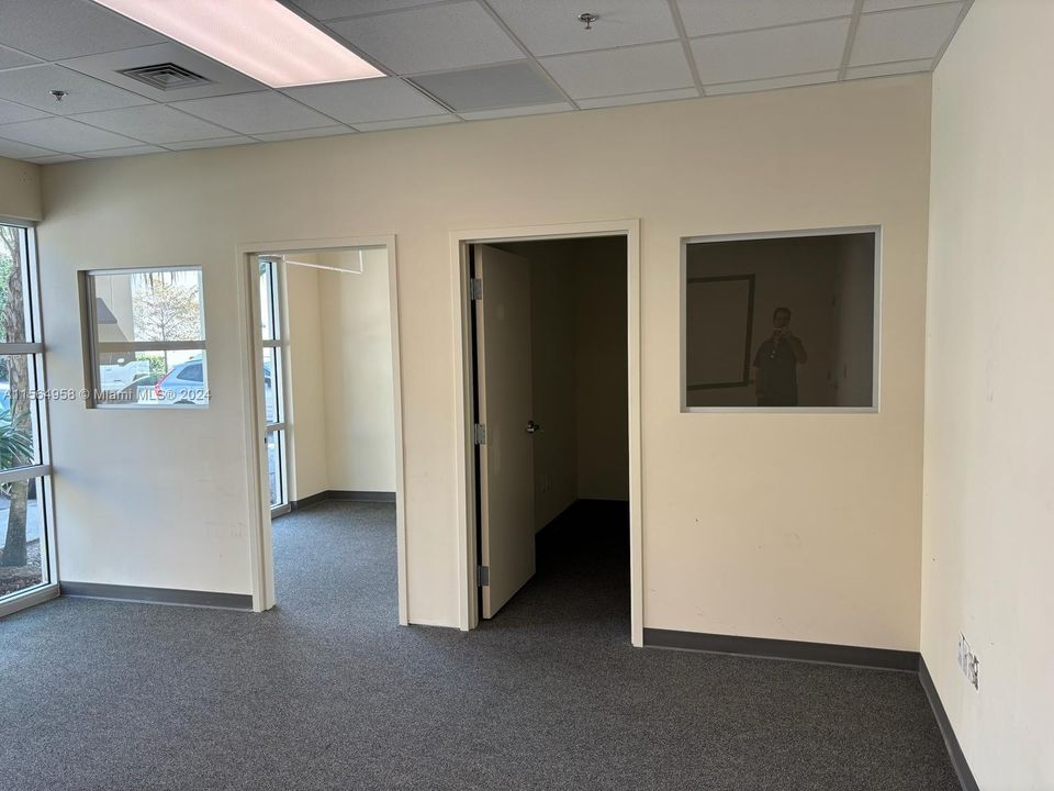 最近租的: $4,875 (0 贝兹, 0 浴室, 0 平方英尺)