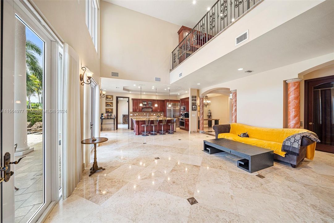 For Sale: $6,950,000 (6 beds, 6 baths, 4871 Square Feet)