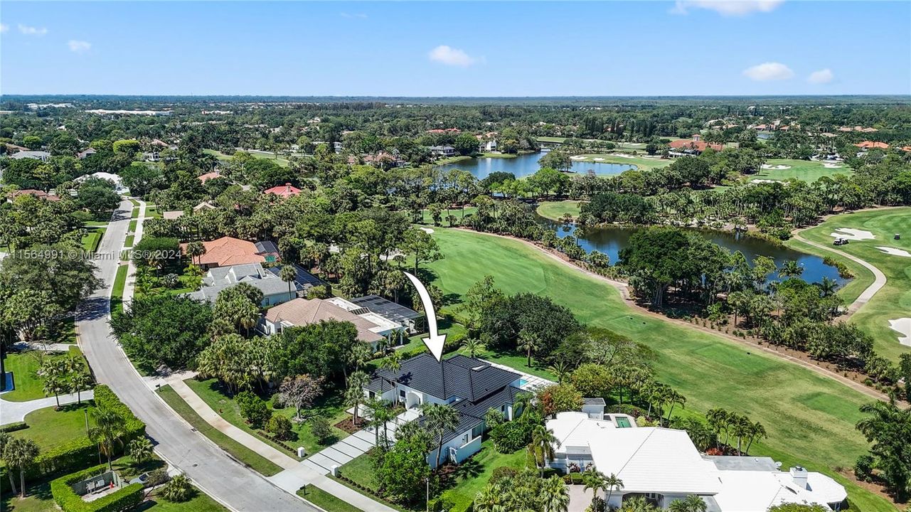 最近售出: $3,249,000 (3 贝兹, 3 浴室, 3411 平方英尺)