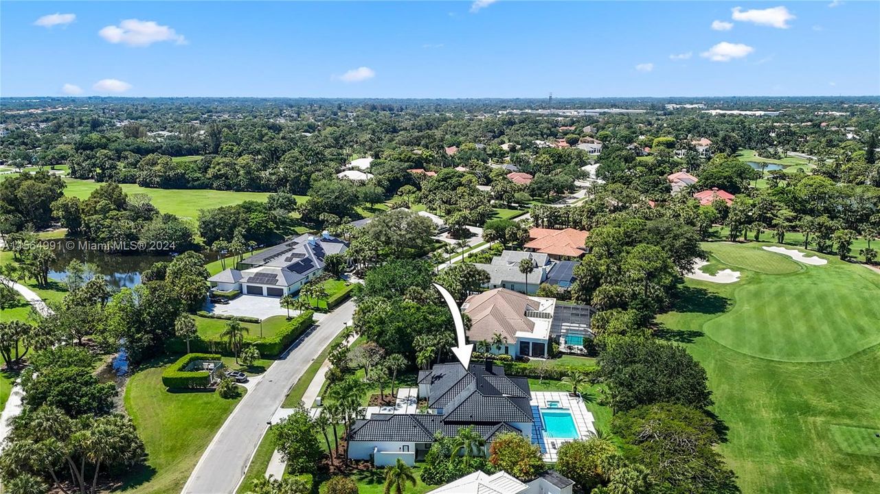 最近售出: $3,249,000 (3 贝兹, 3 浴室, 3411 平方英尺)