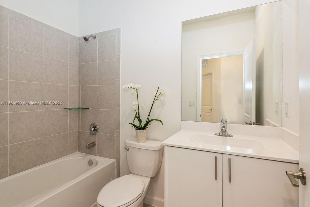 For Sale: $495,000 (3 beds, 2 baths, 1695 Square Feet)