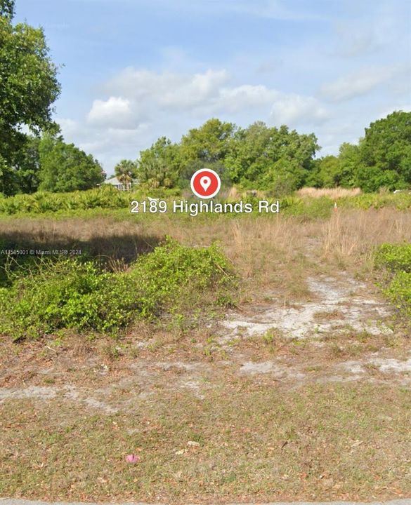 For Sale: $14,000 (0.11 acres)