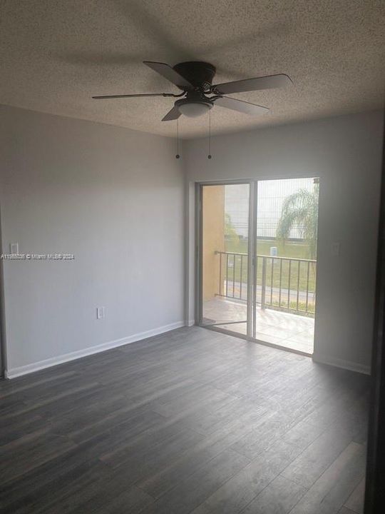 For Sale: $120,000 (2 beds, 2 baths, 790 Square Feet)