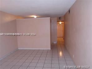 For Sale: $191,000 (2 beds, 1 baths, 1024 Square Feet)