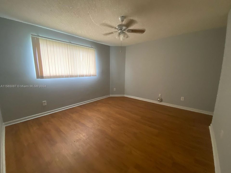 For Sale: $237,000 (2 beds, 2 baths, 1020 Square Feet)