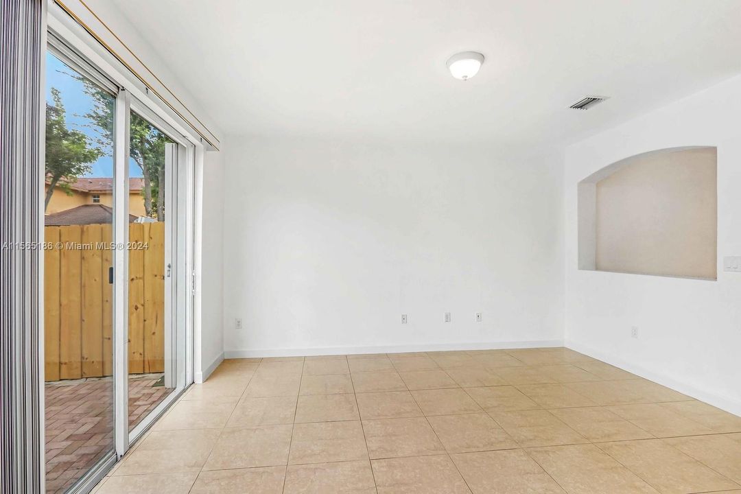 Active With Contract: $3,500 (4 beds, 2 baths, 1894 Square Feet)