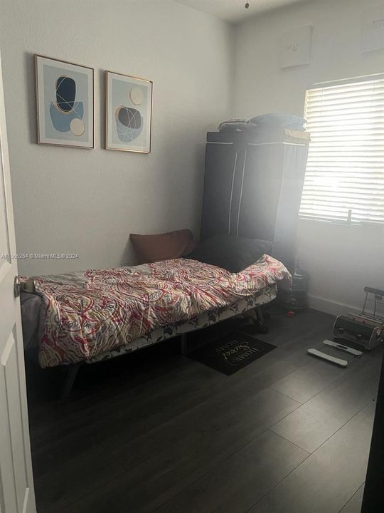 For Rent: $3,500 (3 beds, 2 baths, 1828 Square Feet)