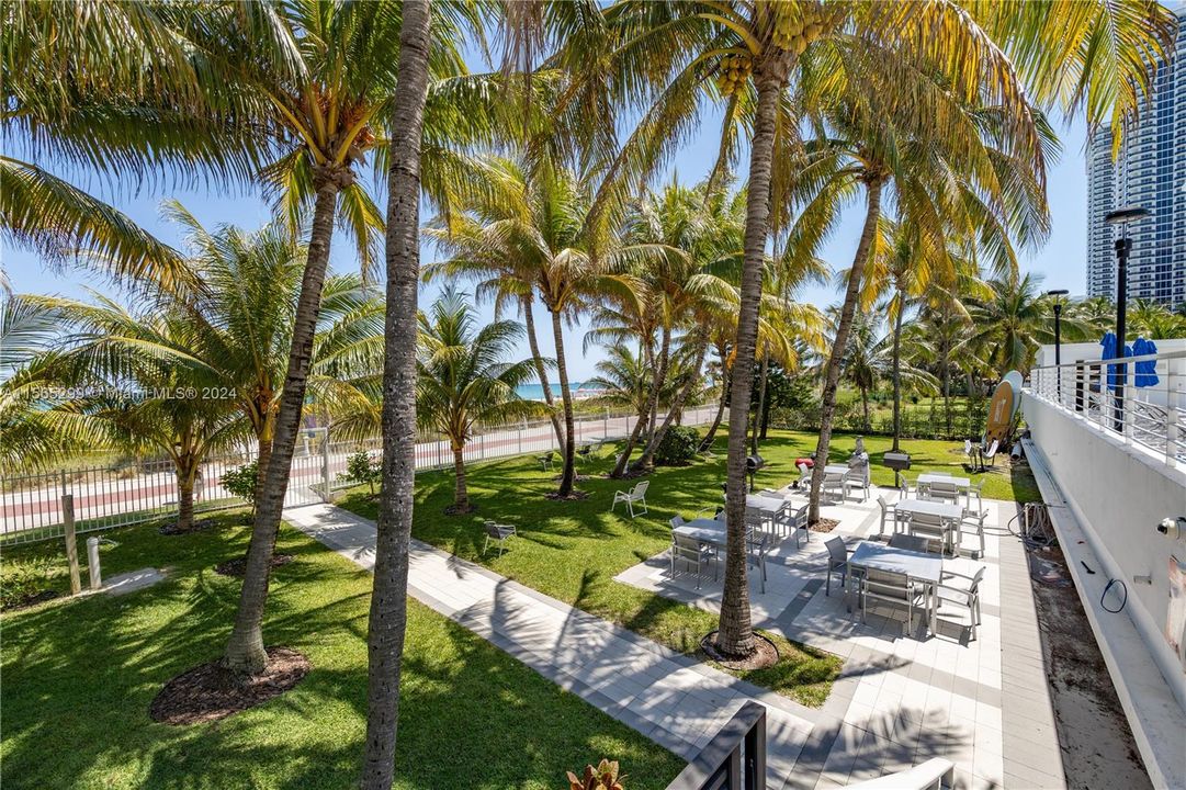 Recently Rented: $4,600 (2 beds, 2 baths, 1352 Square Feet)