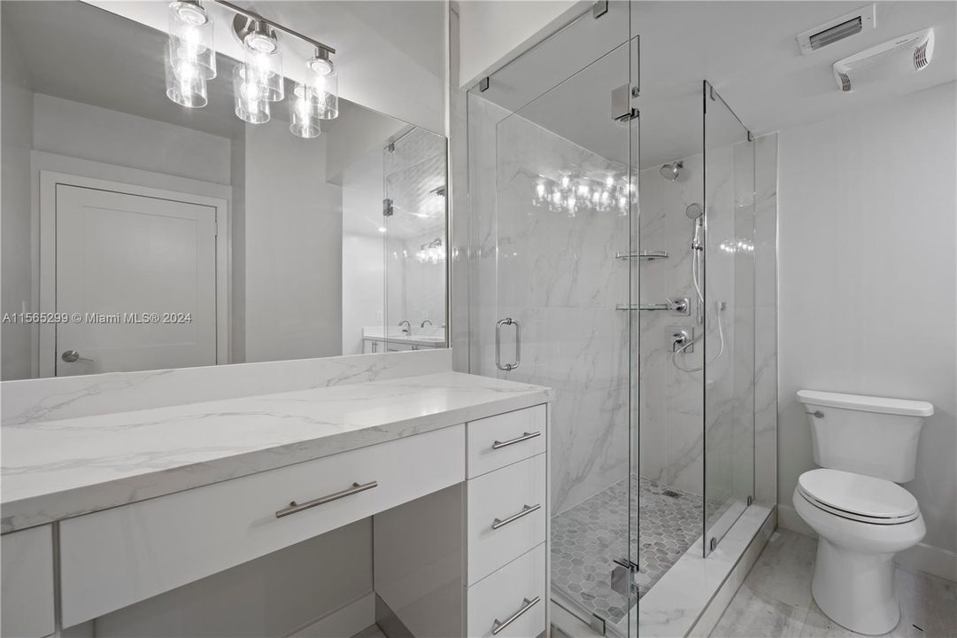 Recently Rented: $4,600 (2 beds, 2 baths, 1352 Square Feet)