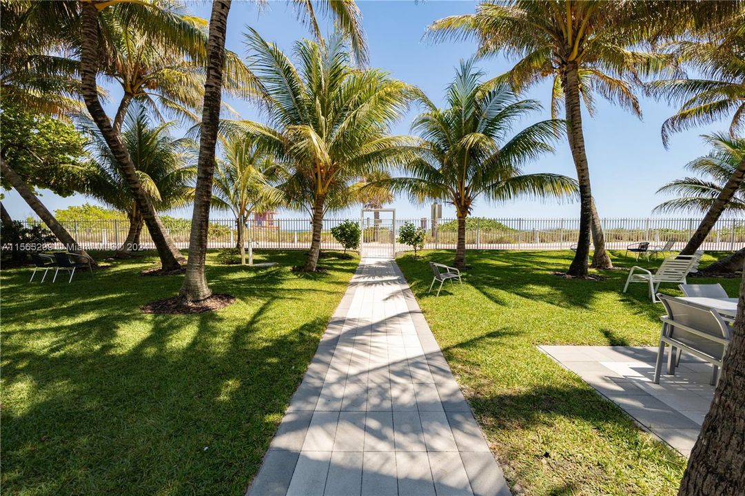 Recently Rented: $4,600 (2 beds, 2 baths, 1352 Square Feet)