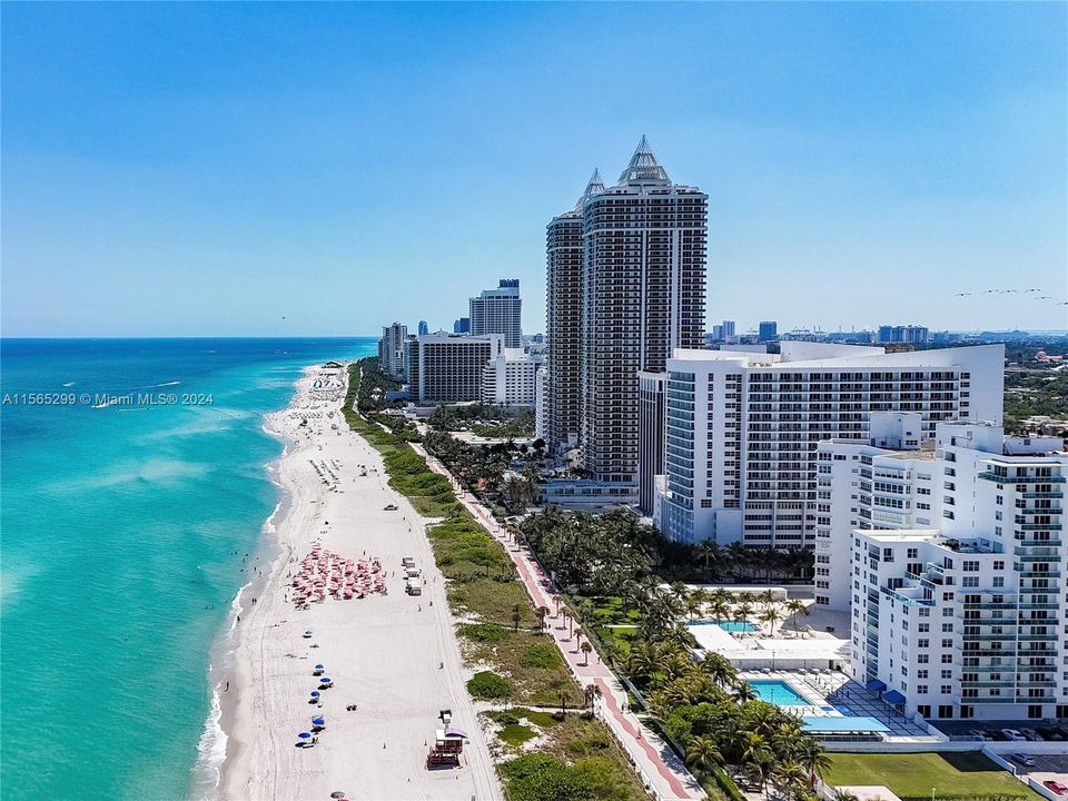 Recently Rented: $4,600 (2 beds, 2 baths, 1352 Square Feet)