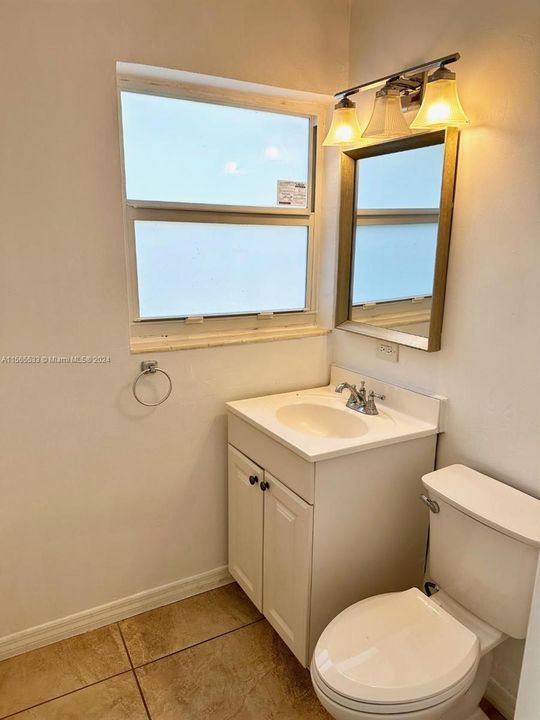 Active With Contract: $10,500 (4 beds, 2 baths, 2337 Square Feet)