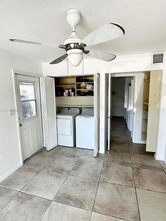 Active With Contract: $10,500 (4 beds, 2 baths, 2337 Square Feet)