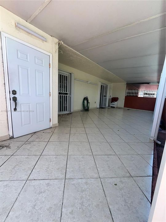 Recently Rented: $2,600 (2 beds, 2 baths, 1029 Square Feet)