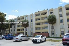 Recently Rented: $2,250 (2 beds, 2 baths, 960 Square Feet)