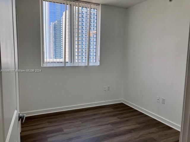 Recently Rented: $3,800 (3 beds, 2 baths, 1146 Square Feet)