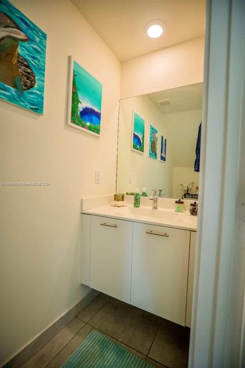 Recently Rented: $4,950 (4 beds, 2 baths, 2266 Square Feet)