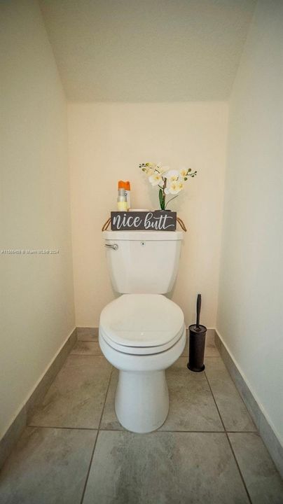 Recently Rented: $4,950 (4 beds, 2 baths, 2266 Square Feet)